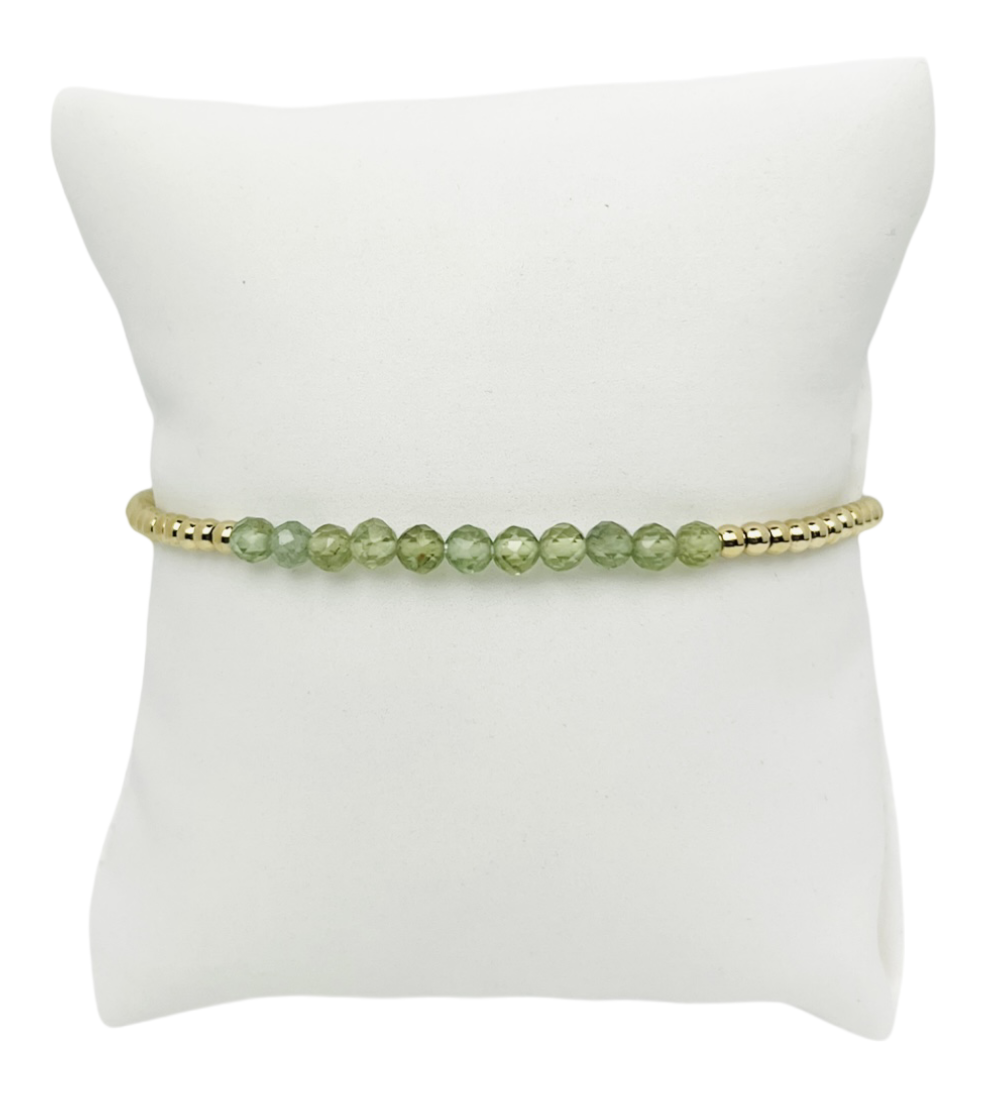 Beautiful Libby Kate Peridot and Gold Bead Bracelet